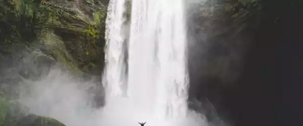 waterfall-600x250-crop-50-50.webp